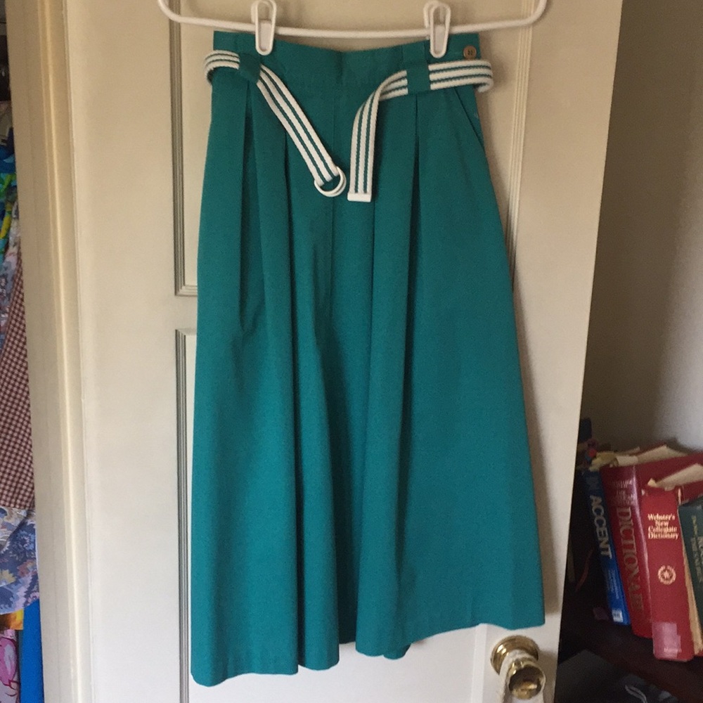 VINTAGE TURQUOISE SKIRT WOTH BELT